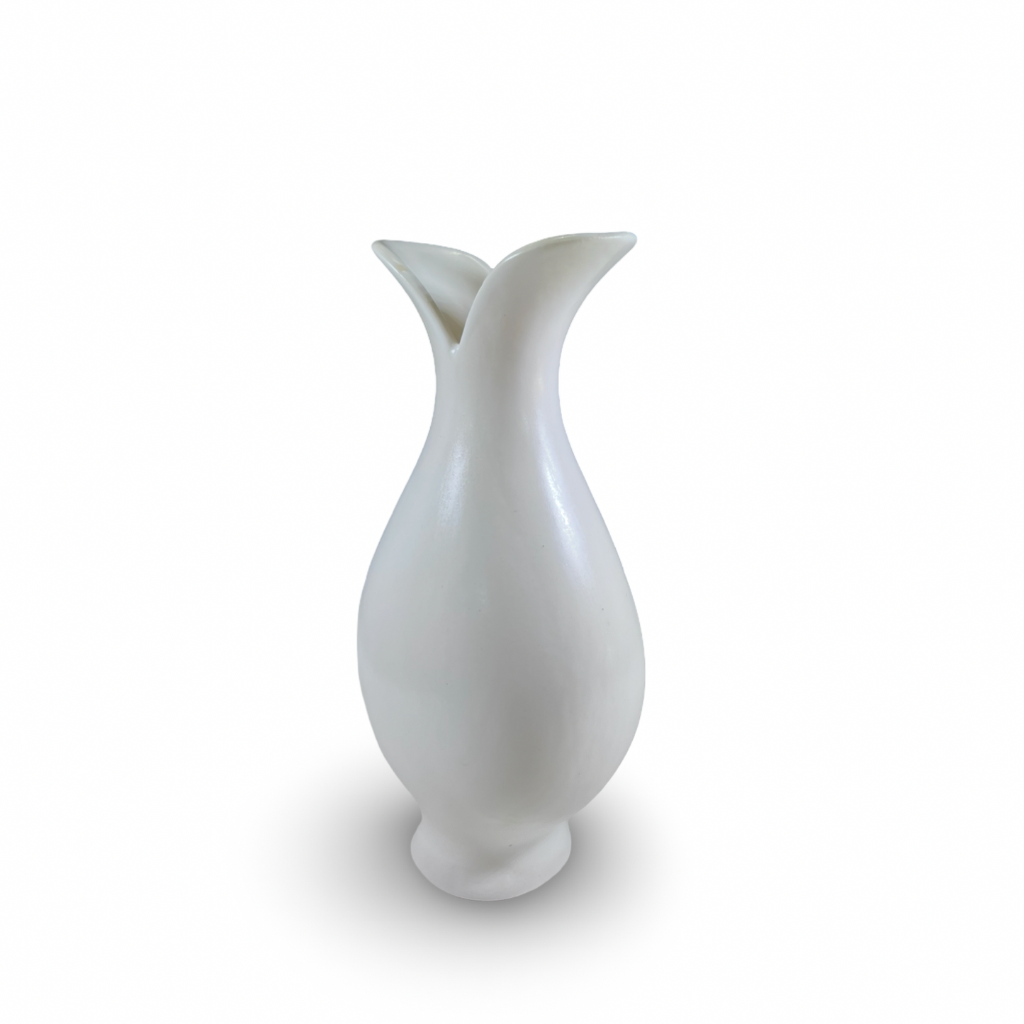White bud vase
