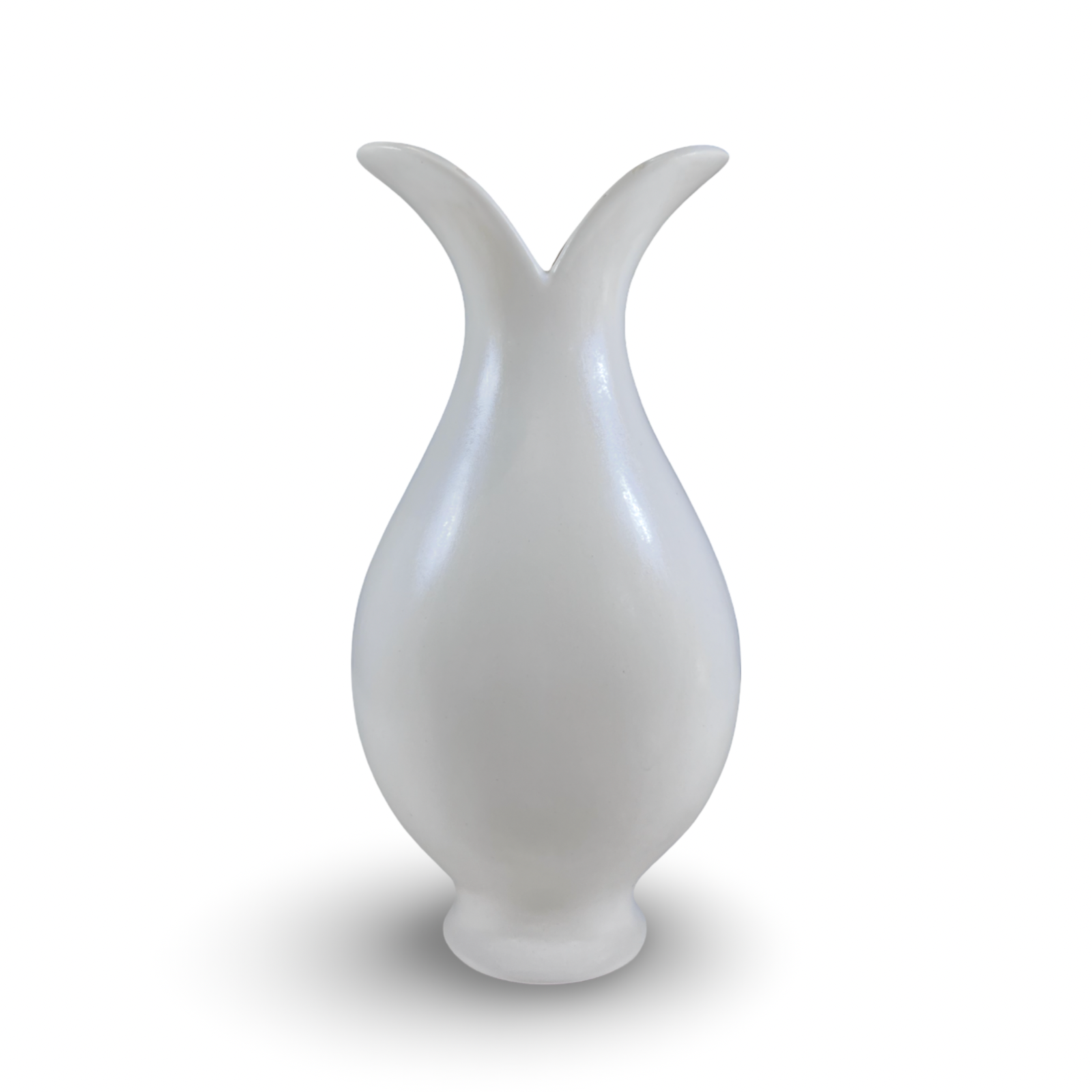 White bud vase