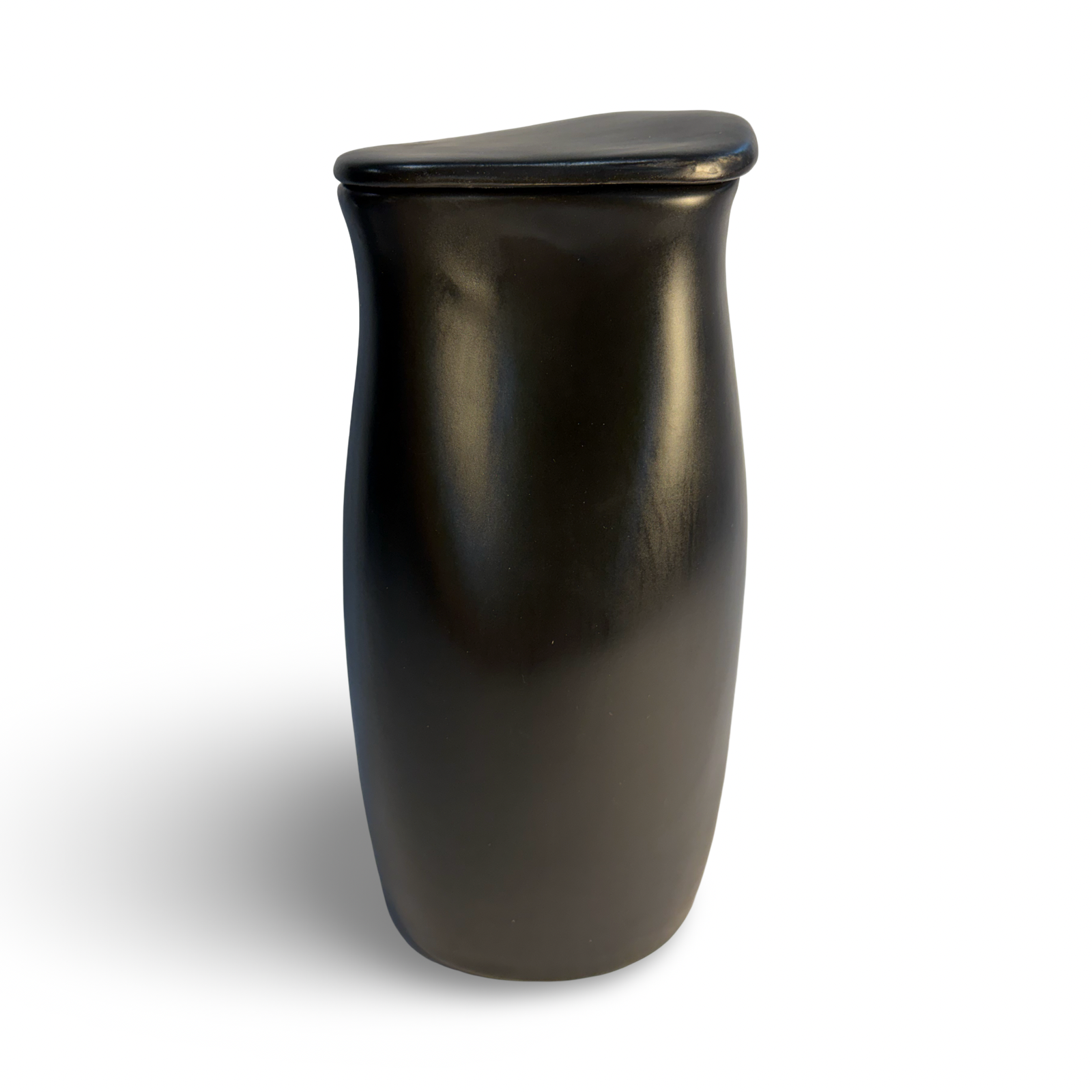 Black Lidded Icebox Carafe